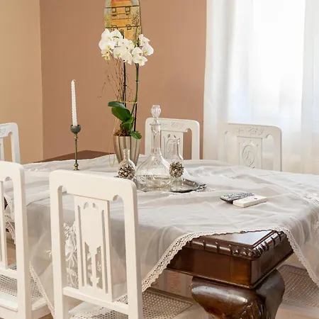 Apartment Artemis Superb 2 Bedroom 700 M Away From The