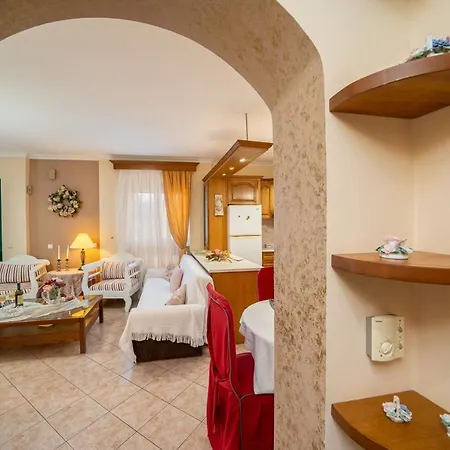 Artemis Superb 2 Bedroom 700 M Away From The * Minia