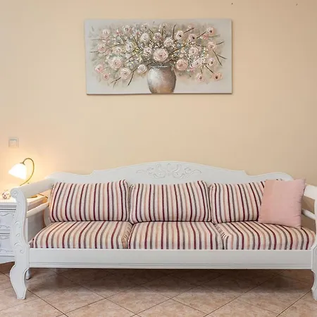 Artemis Superb 2 Bedroom 700 M Away From The * Minia