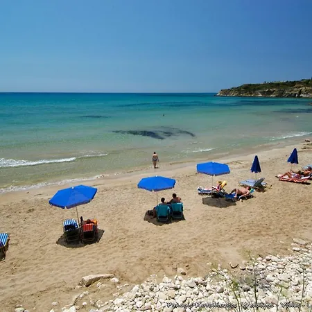 Artemis Superb 2 Bedroom 700 M Away From The Μηνιά