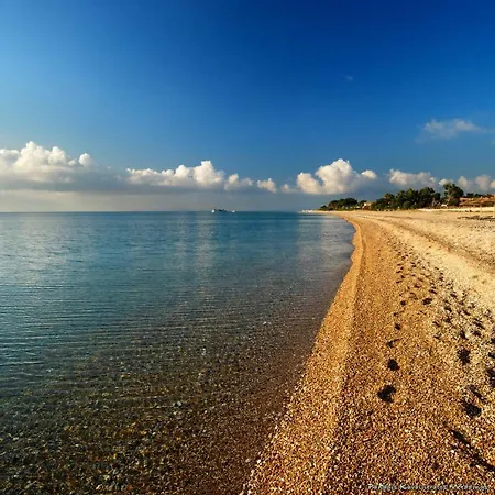 Artemis Superb 2 Bedroom 700 M Away From The شقة Minia