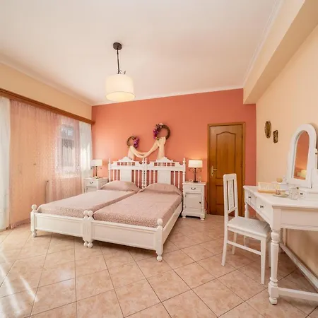 Artemis Superb 2 Bedroom 700 M Away From The Apartament *